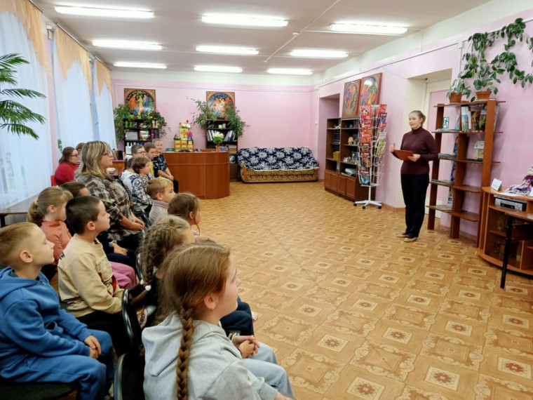 23 октября в центре творческой реабилитации детей "Вдохновение" МБУК КИТЦ "Спектр"в рамках клуба "Дружная семейка" прошла познавательно - игровая программа "Внучата-помощники". 23 октября в центре творческой реабилитации детей "Вдохновение" МБУК КИТЦ "Спектр"в рамках клуба "Дружная семейка" прошла познавательно - игровая программа "Внучата-помощники".